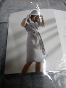 Robe à capuche tricotée en jersey KASSATEX NEW YORK - grise - Taille S/M - Photo 1/3