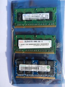 3GB total Joblot 1GB Laptop RAM x 3 PC2-5300S - Picture 1 of 5