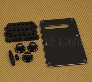 099-1363-000 Genuine Fender Black Strat Accessory Kit Knobs Back Plate Tips - Picture 1 of 1
