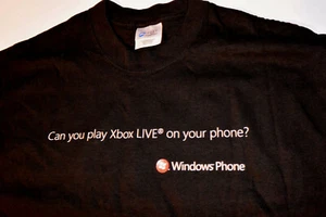 NOS 2014 WINDOWS PHONE LOGO ADVERTISING T-SHIRT! NEW! XBOX LIVE! BLACK/COTTON! M - Picture 1 of 8