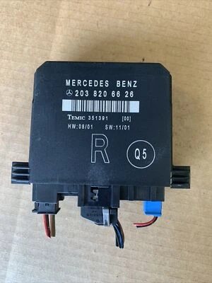 2001 - 2005 梅赛德斯 C240 C320 右后门控制模块 2038206626 — 第 1/4 张图片