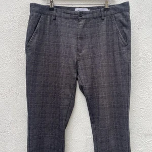 Pantalones YD Tartán Para Hombre 36 x 32 Gris Frente Plano Cónico Elastizados Tejido Clásico Suave - Imagen 1 de 17