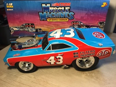RARO 1:18 Richard Petty #43 STP 1969 DODGE CARGADOR MÁQUINAS MUSCULARES COCHE NASCAR Foto 1 de 4