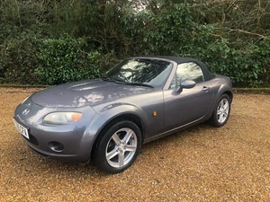 Mazda MX-5 CONVERTIBLE 1.8i 2dr - Spares or Repairs - PLEASE READ DESCRIPTION - Picture 1 of 15
