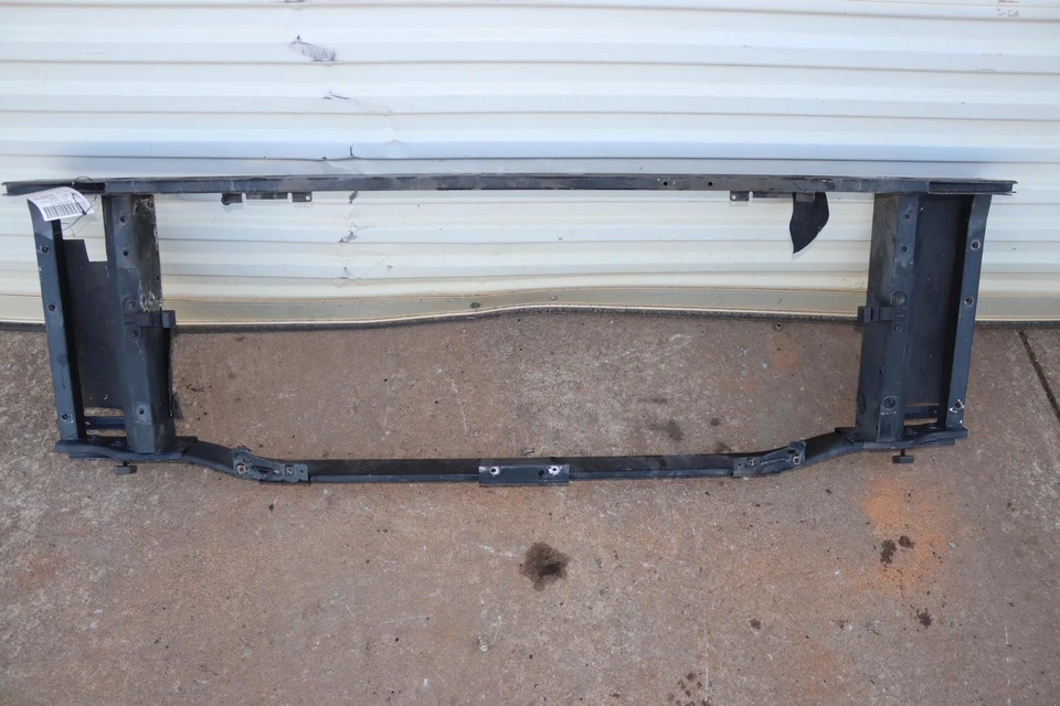 2007-2009 CADILLAC ESCALADE FRONT RADIATOR CORE SUPPORT PANEL OEM — 第 1/4 张图片