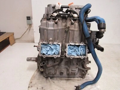 17 SKI DOO SUMMIT G4 850 E-TEC GEN 4 ENGINE MOTOR CASES CRANK CYLINDER  #0941 - Image 1 of 4