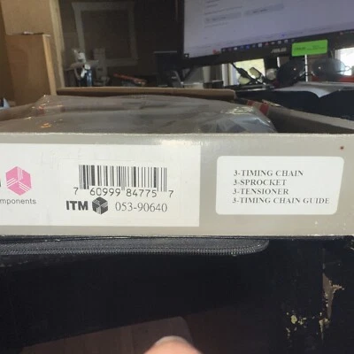 Nissan pathfinder/xterra/frontier 4.0L Engine Timing Chain Kit ITM 053-90640 - Image 1 of 3