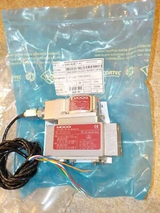 MOOG SERVO G772K240A RVO08357 SERVO VALVE NEW - NO CERTS- DOM 2017 - Picture 1 of 6