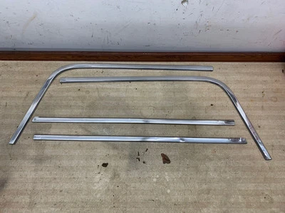 Chevrolet El Camino 1964 1965 1966 1967 molduras de ventana trasera GM originales Foto 1 de 4