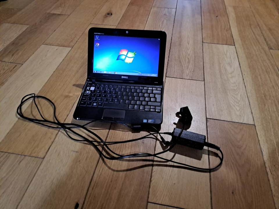 READ DESCRIPTION Dell Inspiron Mini 10i8 running Windows 7 (customisable on req) - Image 1 of 3