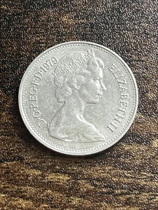 1979 United Kingdom UK Great Britain 5 Five New Pence Actual Coin TB6578* - Picture 1 of 2