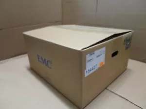 NUEVO Dell EMC CAE AX4-5DAE FX984 con 12 x AX-SS15-300 300 GB 15K 005049034 - Imagen 1 de 11