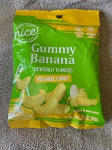 Schön! Gummibanane schälbare Süßigkeiten 2,82 Oz. von Walgreens TikTok - Bild 1 von 2