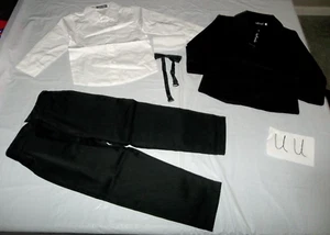 BOYS Size 4 Toddler Dress Pants Jacket Shirt Bowtie 4 PC SUIT TUXEDO NEW - Picture 1 of 9