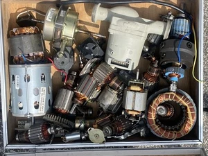 Ca. 20 Kilo Kg Kupferschrott Elektroschrott Kupferspulen etc in Metallbox - Bild 1 von 6
