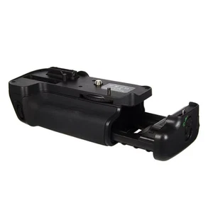 MB-D11 Vertical Battery Handle Grip for Nikon D7000 DSLR Camera Replacement - Picture 1 of 10