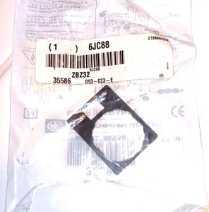 Telemecanique ZBZ32 35586 - Picture 1 of 2