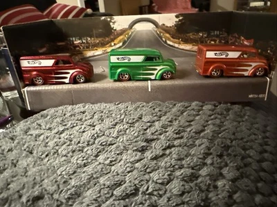 Hot Wheels Classics Serie 2 Entrega de Lácteos 🔥 Rojo Naranja Verde Lote de Tres 🔥 Foto 1 de 4