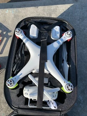 DJI Phantom 3 Advanced (pouco usado!) - Imagem 1 de 4