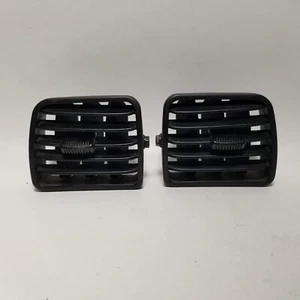 2003 2004 2005 Hyundai Accent Dash CENTER AIR VENTS PAIR SET MIDDLE 03-05 - Picture 1 of 7