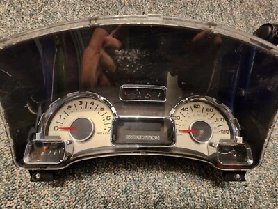 Velocímetro Ford Expedition Speedo 2011 150K milhas fabricante de equipamento original  - Imagem 1 de 3