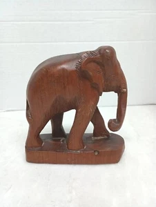 Elefante MCM intagliato a mano vintage - Foto 1 di 6