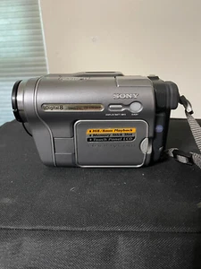 SONY HANDYCAM DCR-TRV480 DIGITAL8 CAMCORDER TAPE TRAY STUCK A7 - Picture 1 of 6