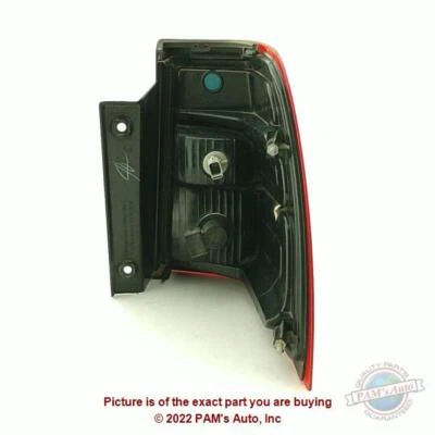 Conjunto de luz trasera izquierda usada se adapta a: Ford Expedition 2013 grado A izquierdo Foto 1 de 4