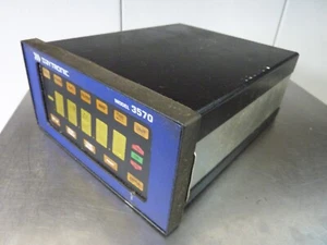 DAYTRONIC 3570 STRAIN GAGE PANEL METER (30498) - Picture 1 of 8