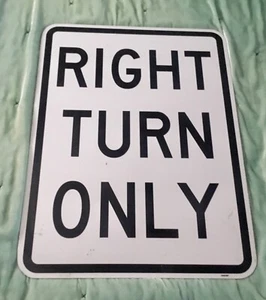¡SOLO GIRO A LA DERECHA SEÑAL DE CALLE! ¡METAL BLANCO Y NEGRO! - Imagen 1 de 2