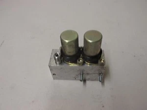 90-02 MERCEDES-BENZ R129 SL500 300SL, CONVERTIBLE TOP HYDRAULIC VALVE BLOCK - Picture 1 of 3