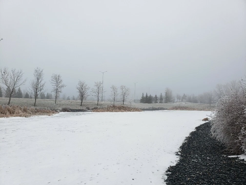 Foto digital Frozen Lake, fondo de pantalla de escritorio, fondo de pantalla para teléfono celular  Foto 1 de 1