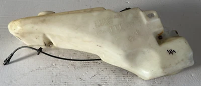 1997-2004 Cadillac Seville SLS STS WINDSCREEN FLUID WATER TANK 25676014 - Image 1 of 4