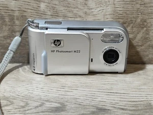 HP Photosmart M22 4.0MP Compact Digital Camera Silver Tested - Picture 1 of 13