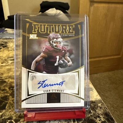 Evan Stewart 2024 Panini Luminance NIL Future Signatures Gold  Auto Oregon Ducks - Image 1 of 2