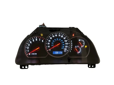 Cuadro de instrumentos velocímetro 04 05 Vitara tablero medidores 138.174 millas Foto 1 de 3