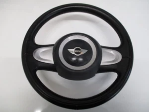 MINI R56 COOPER ONE VOLANTE 2 RADIOS + BOLSA DE AIRE FRENO GENUINO - Imagen 1 de 4