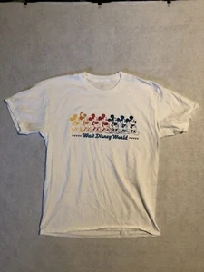 Hanes Walt Disney World Medium Mickey Mouse T-Shirt - Picture 1 of 12