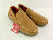 levis moccasins