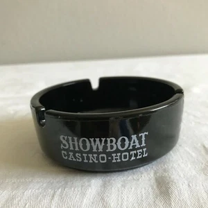 Showboat Casino/Hotel Las Vegas Nevada "Spaß für alle" schwarzer Glas Aschenbecher - Bild 1 von 5