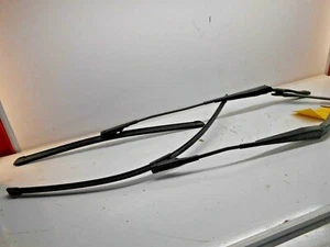 Juego de reposabrazos limpiaparabrisas delantero Mercedes W166 2016-19 fabricante de equipos originales A1648200540 AP0173 - Imagen 1 de 9