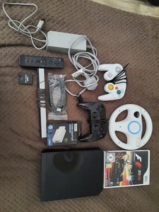 Nintendo Wii GameCube Compatible Console Bundle - Picture 1 of 7