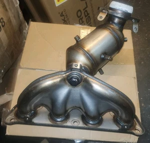 Front Catalytic Converter For 2009-2012 Nissan Sentra 2.0L 2013-2018 Sentra 1.8L - Picture 1 of 4
