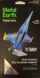 Fascinations ICONX US Navy BLUE ANGELS F/A-18 SUPER HORNET Metal Earth Model Kit - Picture 1 of 2