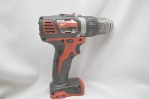 Taladro atornillador compacto Milwaukee 2606-20 M18 1/2" - Probado *SOLO HERRAMIENTA* - Imagen 1 de 4