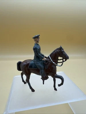 DE COLECCIÓN Britians PLOMO METAL MONTADO JUGUETE SOLDADO marrón CABALLO Foto 1 de 4