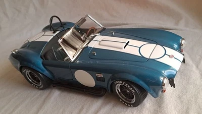 FORD SHELBY COBRA 427 S/C 1962 1:18 KYOSHO 08045GBL come nuovo/as new - Immagine 1 di 4