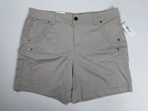 NWT Style & Co Beige Khaki Mid Rise Cargo Shorts Women's Size 14 MSRP $46.50 - Picture 1 of 12