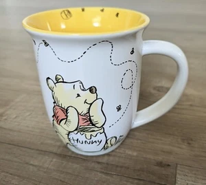 Large Coffee Mug Winnie The Pooh And Piglet With Honeybees 16 oz. New - Picture 1 of 6