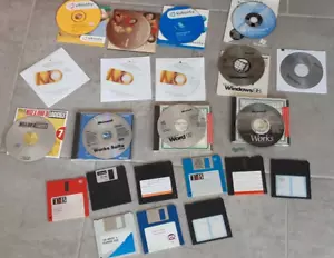 Logiciels Unbuntu Windows98/XP Works suite, Illustrator7 & Disquettes A VOIR - Photo 1/11
